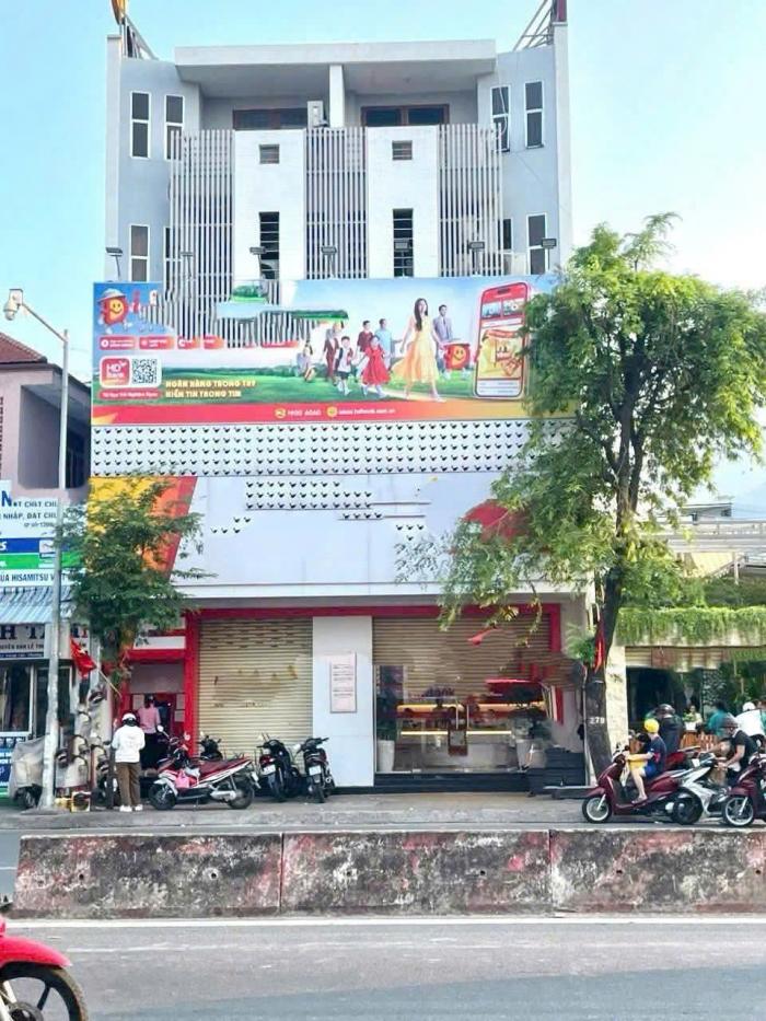 Cho thuê nhà mặt tiền đường Lê Trọng Tấn quận Tân Phú