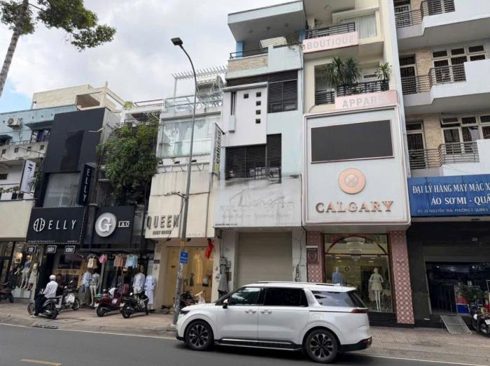 Cho thuê nhà mặt tiền đường Nguyễn Hữu Dật quận Tân Phú