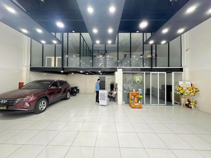 Cho thuê nhà mặt tiền 412 Thạch Lam quận Tân Phú