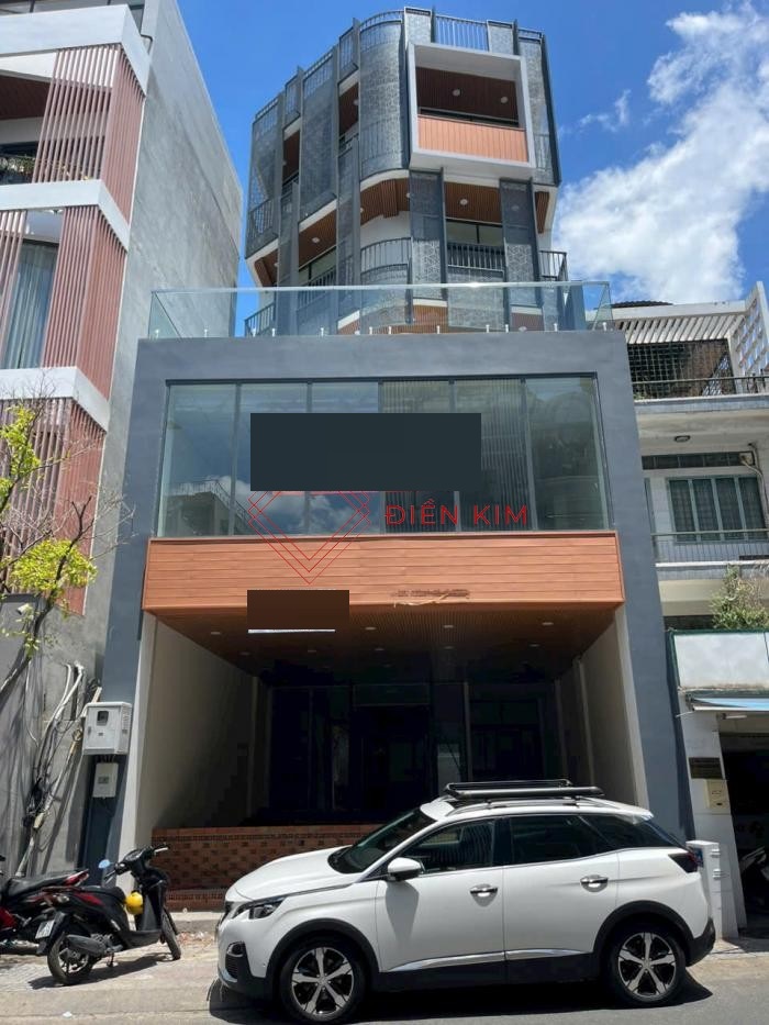 Tòa nhà cho thuê đường Trần Đình Xu Quận 1