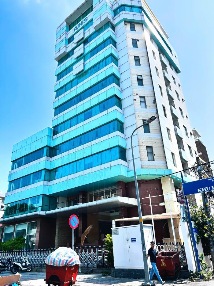 Tòa nhà cho thuê góc 2 mặt tiền 29-31 Trần Nhật Duật Quận 1