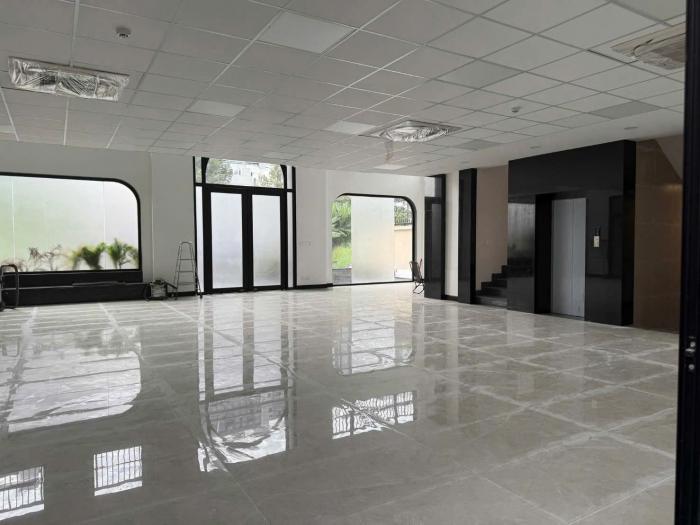 Tòa nhà cho thuê mặt tiền Lê Hiến Mai P. Thạnh Mỹ Lợi Quận 2