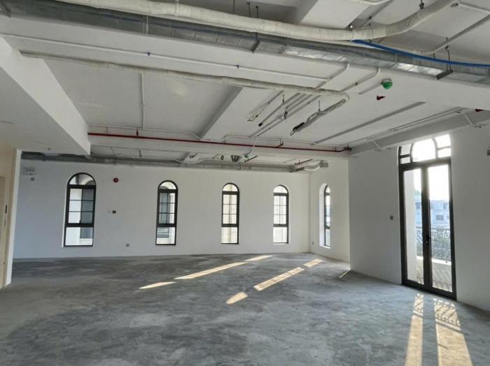 Tòa nhà cho thuê mặt tiền số 10 Nguyễn An Quận 2