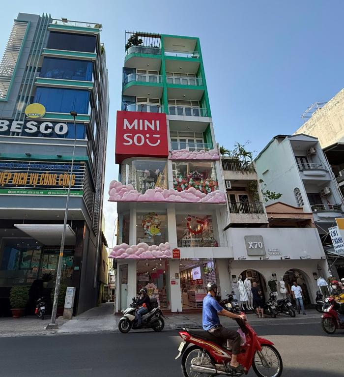 Tòa nhà cho thuê đường Nguyễn Trãi Quận 5