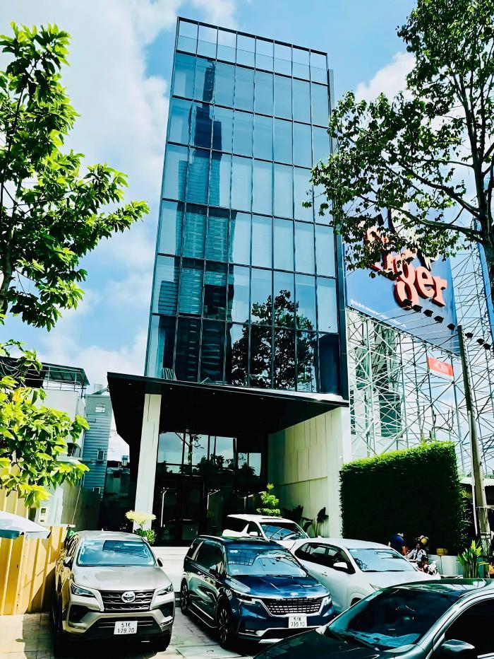 Tòa nhà cho thuê mặt tiền đường Nguyễn Hữu Cảnh Quận Bình Thạnh