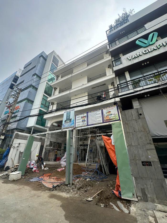 Tòa nhà cho thuê hẻm 400 đường Ung Văn Khiêm Quận Bình Thạnh