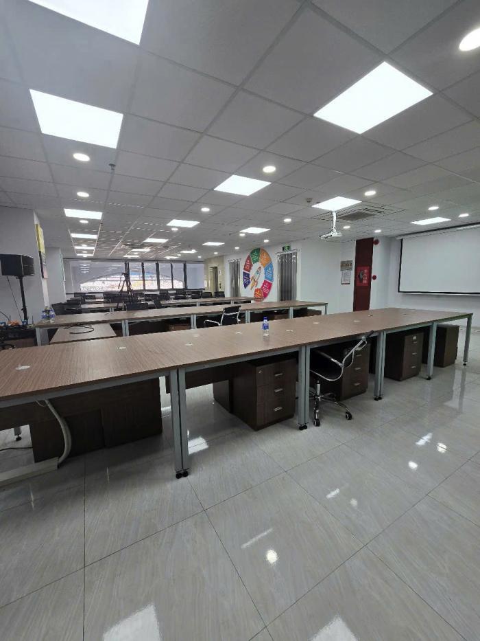 Tòa nhà cho thuê đường Trần Hữu Trang Quận Phú Nhuận