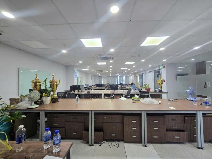 Tòa nhà cho thuê đường Trần Hữu Trang Quận Phú Nhuận