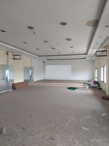 Tòa nhà cho thuê đường Nguyễn Trọng Tuyển Quận Tân Bình