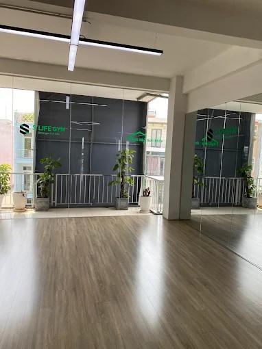 Tòa nhà cho thuê mặt tiền 178 Vườn Lài Quận Tân Phú