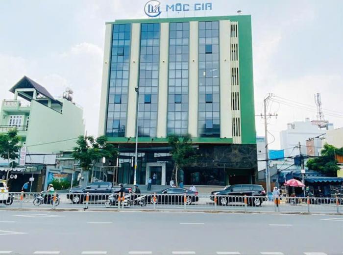 Cho thuê tòa nhà mặt tiền 123 Bờ Bao Tân Thắng quận Tân Phú