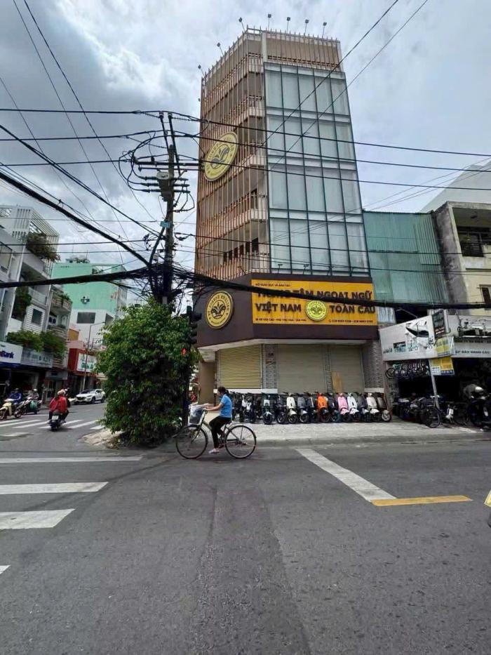 Tòa nhà cho thuê góc 2 mặt tiền 68 Văn Cao Quận Tân Phú