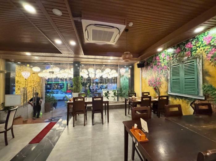Tòa nhà cho thuê mặt tiền 56B Dương Đức Hiền Quận Tân Phú