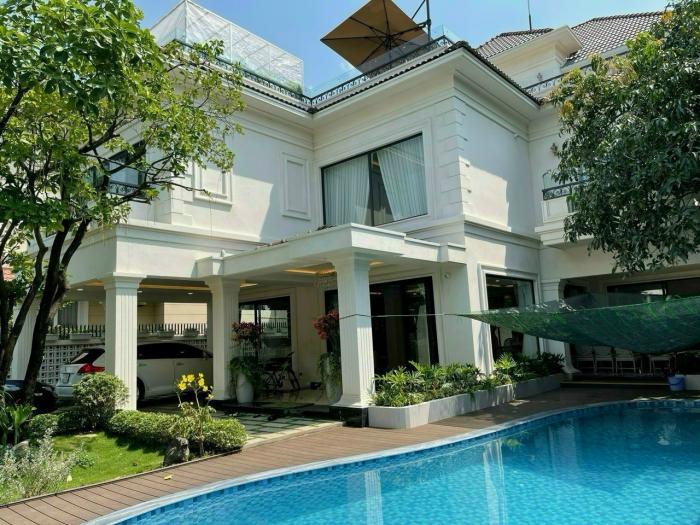 Cho thuê villa đường Nguyễn Văn Hưởng khu Thảo Điền quận 2