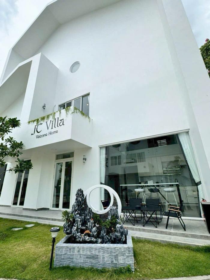 Cho Thuê Villa Style Airbnb Khu Trần Não Quận 2 View Đẹp, Tiện Nghi, Giá Tốt