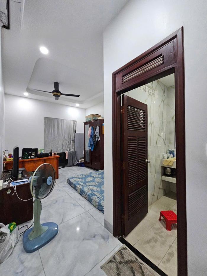 Cho thuê biệt thự mặt tiền đường số 38 Phường An Khánh Quận 2