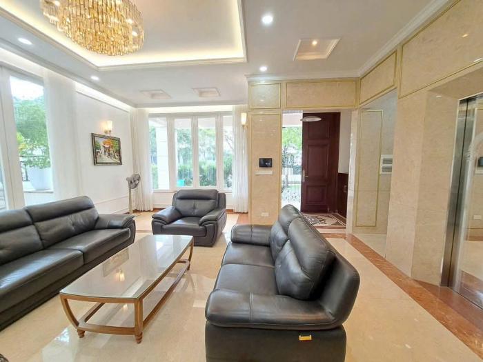 Cho thuê biệt thự đường sinh thái Sala (Saroma villas) đẹp nhất Thủ Thiêm Quận 2