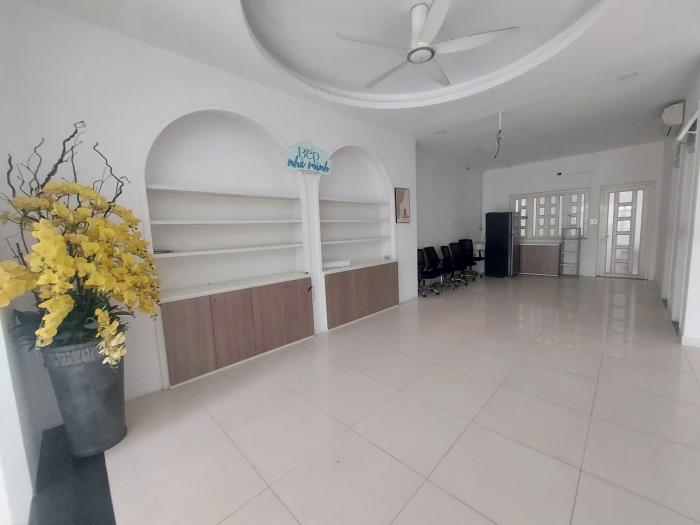 Cho thuê villa mặt tiền đường số 7 P. An Phú Quận 2