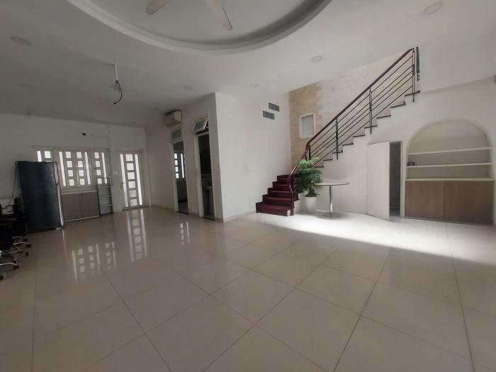 Cho thuê villa mặt tiền đường số 7 P. An Phú Quận 2