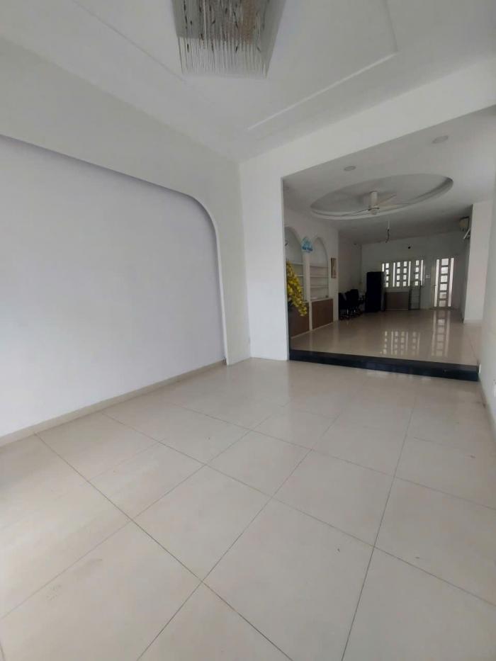 Cho thuê villa mặt tiền đường số 7 P. An Phú Quận 2