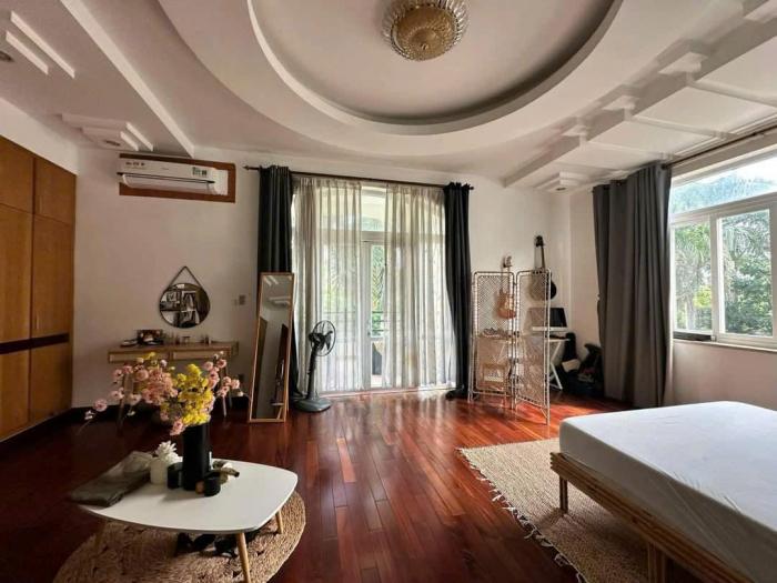Cho thuê biệt thự khu compound Kim Sơn khu 112 Nguyễn Văn Hưởng Quận 2