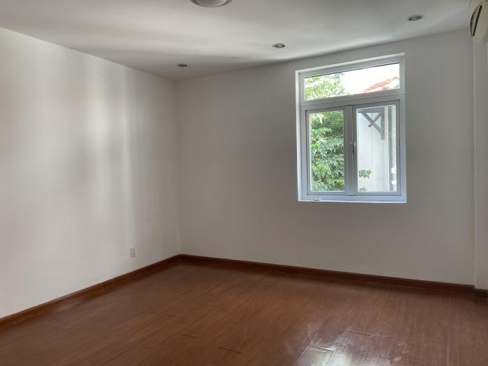 Cho thuê villa khu 216 đường Nguyễn Văn Hưởng Quận 2