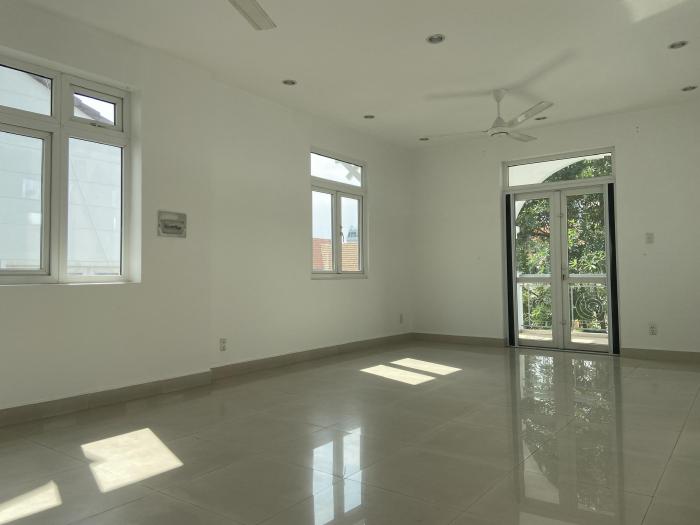 Cho thuê villa khu 216 đường Nguyễn Văn Hưởng Quận 2