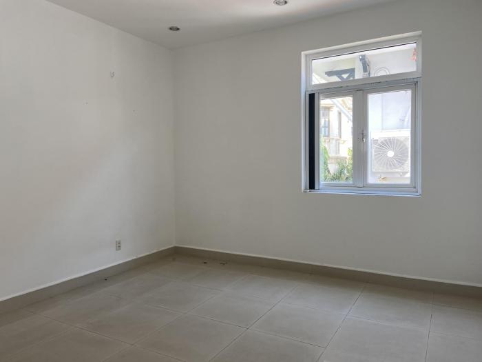 Cho thuê villa khu 216 đường Nguyễn Văn Hưởng Quận 2