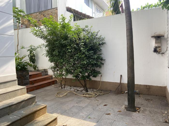 Cho thuê villa khu 216 đường Nguyễn Văn Hưởng Quận 2