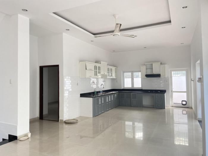 Cho thuê villa khu 216 đường Nguyễn Văn Hưởng Quận 2