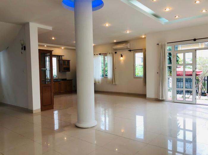 Cho thuê biệt thự khu compound đường Nguyễn Văn Hưởng Quận 2