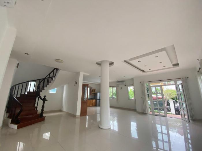Cho thuê biệt thự khu compound đường Nguyễn Văn Hưởng Quận 2