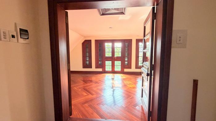 Cho thuê villa khu compound Thảo Điền Quận 2