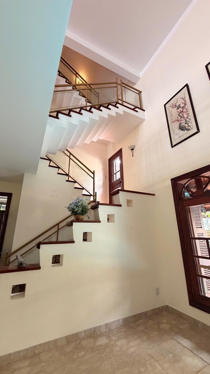 Cho thuê villa khu compound Thảo Điền Quận 2