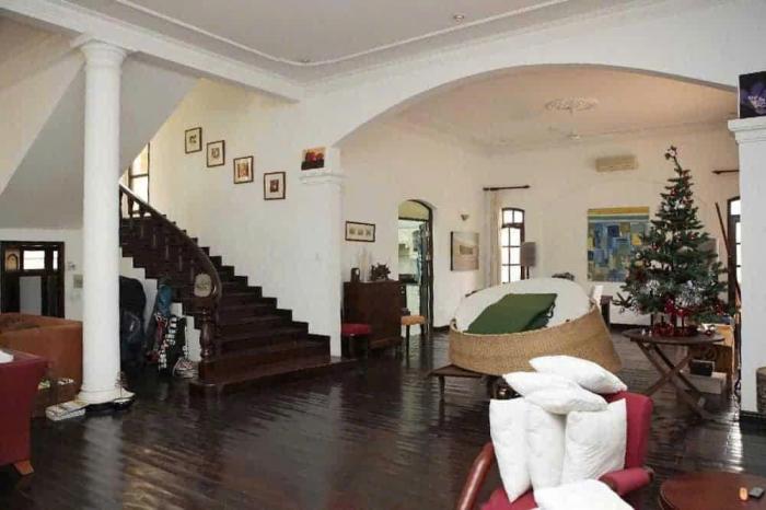 Cho thuê biệt thự mặt tiền số 5 đường số 4 Quận 2