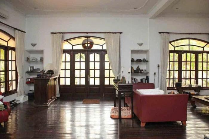 Cho thuê biệt thự mặt tiền số 5 đường số 4 Quận 2