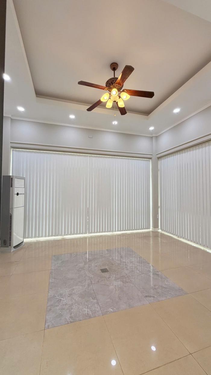 Cho thuê biệt thự đường Nguyễn Văn Hưởng Quận 2