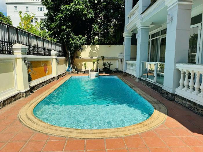 Cho thuê biệt thự đường Nguyễn Văn Hưởng Quận 2