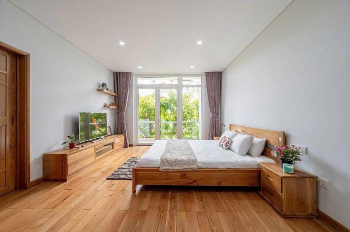 Cho thuê biệt thự mặt tiền khu 120 Nguyễn Văn Hưởng Quận 2