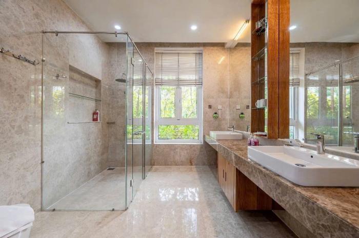 Cho thuê biệt thự mặt tiền khu 120 Nguyễn Văn Hưởng Quận 2