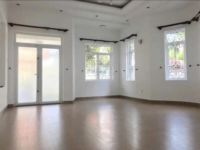 Cho thuê biệt thự khu 204 Nguyễn Văn Hưởng Thảo Điền Quận 2