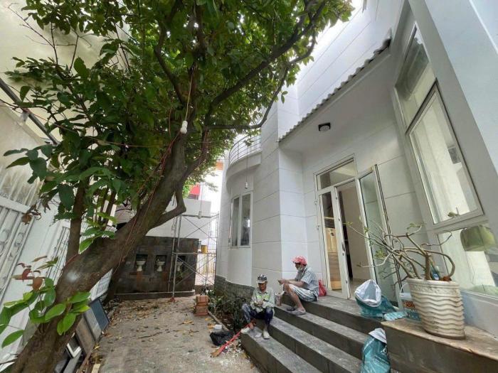 Cho thuê villa khu 215 Nguyễn Văn Hưởng Quận 2