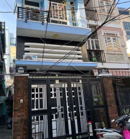 Cho thuê nhà hẻm số 4 đường Trần Khắc Chân Quận 1
