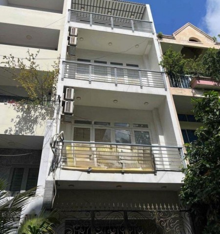 Cho thuê nhà hẻm lớn đường Tô Hiến Thành quận 10