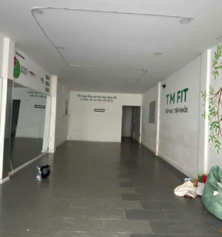 Cho thuê nhà hẻm 181 đường Ba Tháng Hai Quận 10