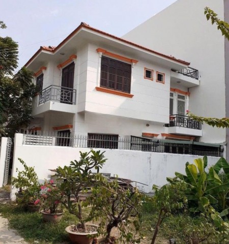 Cho thuê nhà đường số 95 P. Thảo Điền Quận 2