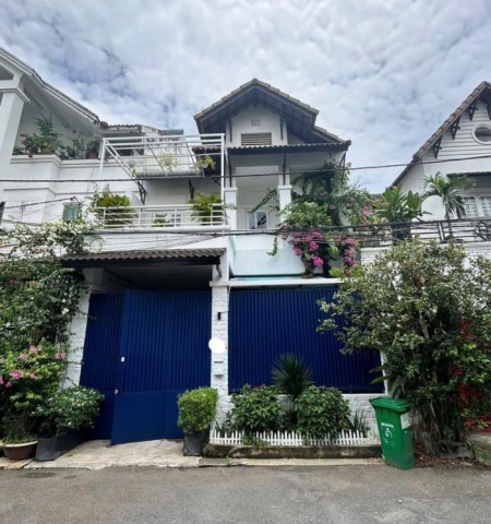 Cho thuê nhà đường Quốc Hương P. Thảo Điền Quận 2