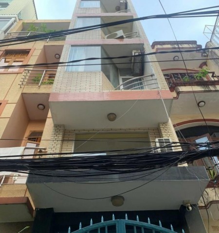 Cho thuê nhà đường Cách Mạng Tháng 8 Quận 3