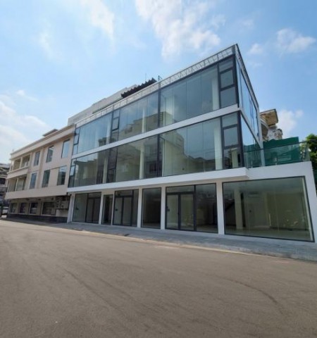 Cho thuê nhà góc 2 mặt tiền hẻm 157 đường Nguyễn Gia Trí quận Bình Thạnh