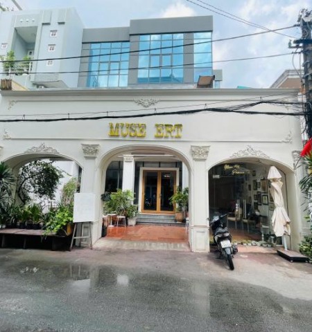 Cho thuê nhà đường Hoàng Diệu, nhà nguyên căn chính chủ quận Phú Nhuận